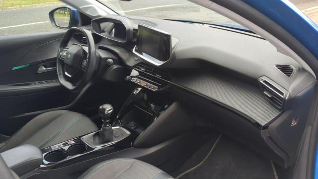 Peugeot 208 image 9