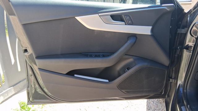 Audi A4 image 5