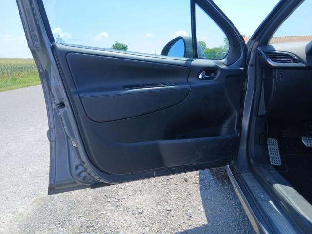 Peugeot 207 image 7