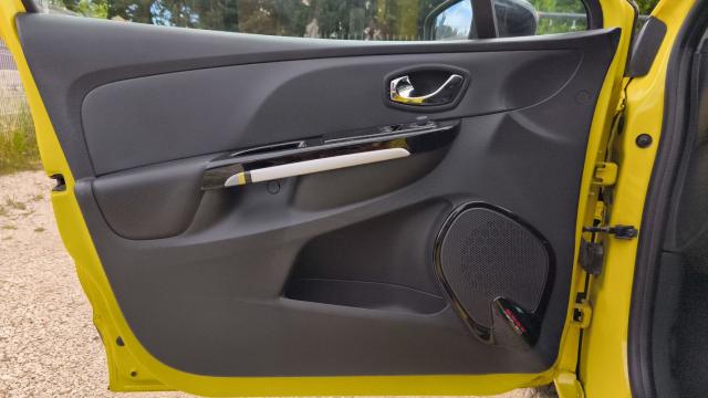 Renault Clio image 8