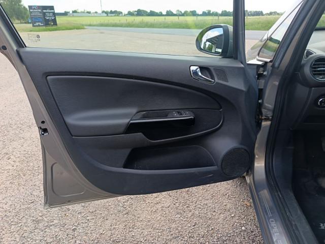 Opel Corsa image 2