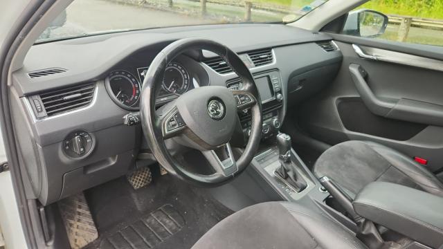 Skoda Octavia image 2
