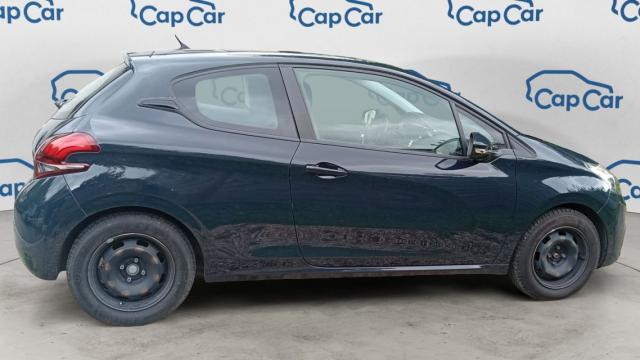 Peugeot 208 image 8