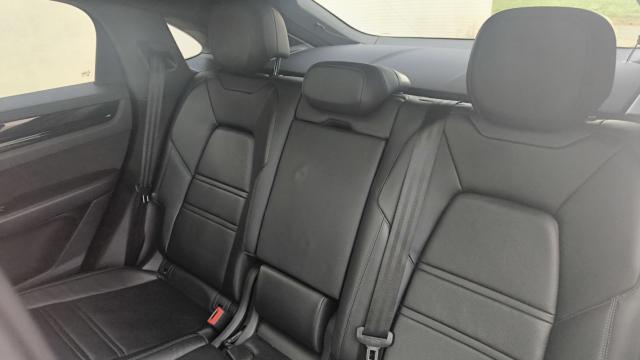 Porsche Cayenne image 8