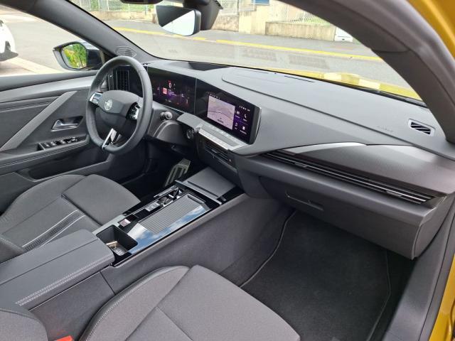 Opel Astra image 4
