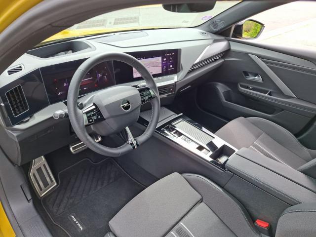 Opel Astra image 1