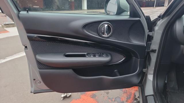 Mini Clubman image 3