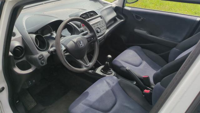 Honda Jazz image 9