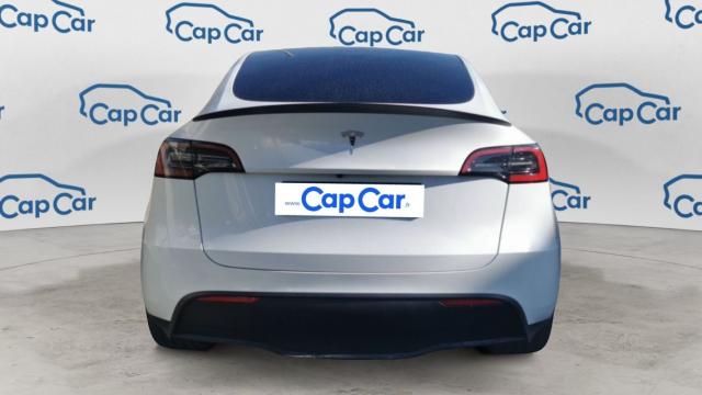 Tesla Model Y image 8