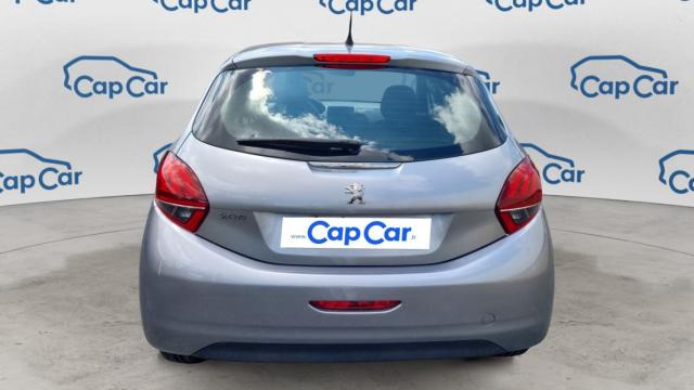 Peugeot 208 image 6