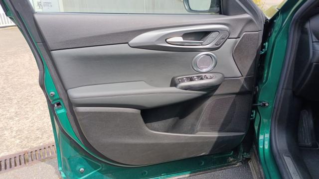 Alfa Romeo Tonale image 2