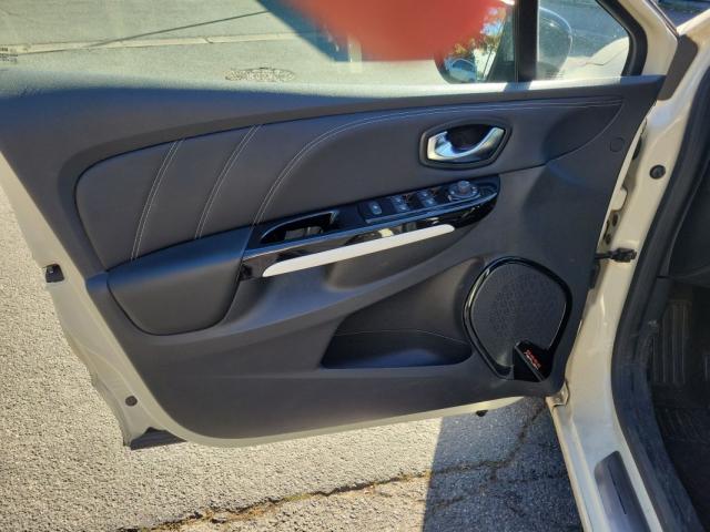 Renault Clio image 8