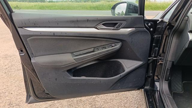 Volkswagen Golf image 8