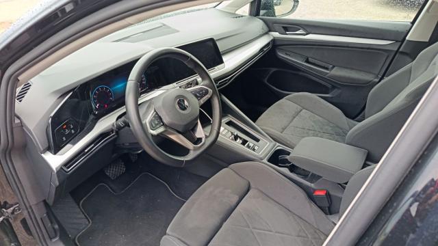Volkswagen Golf image 6