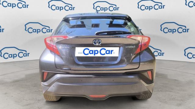 Toyota C-Hr image 6