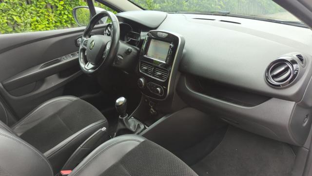 Renault Clio image 9