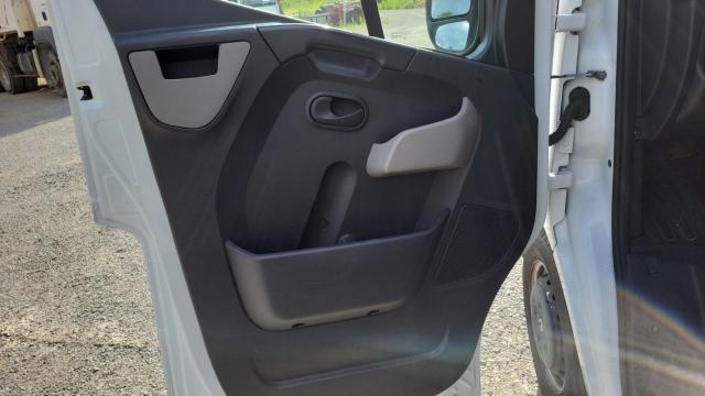 Renault Master image 7