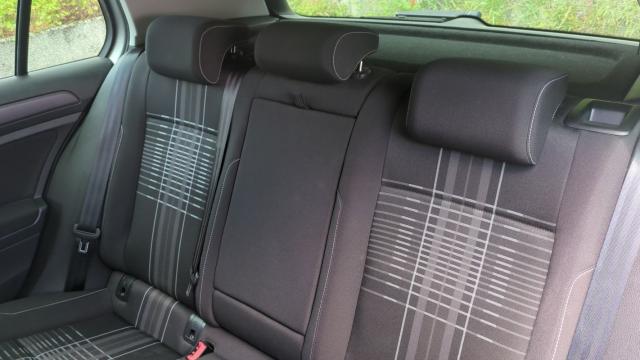 Volkswagen Golf image 6