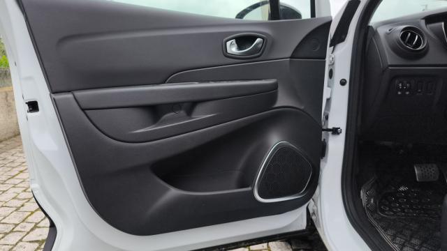 Renault Captur image 3