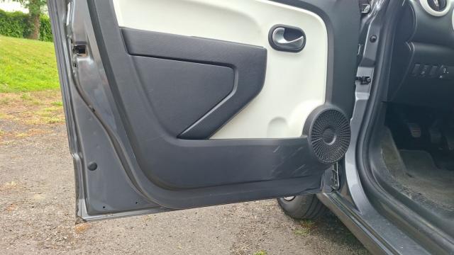 Renault Twingo image 2