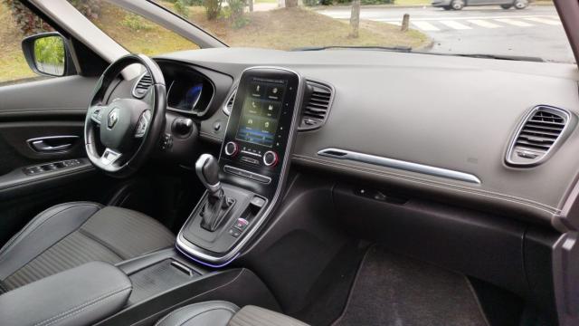 Renault Grand Scénic image 1
