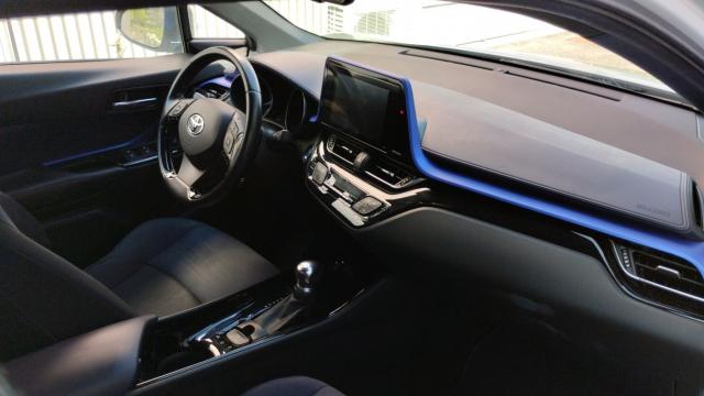 Toyota C-Hr image 7