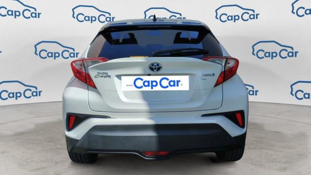 Toyota C-Hr image 6
