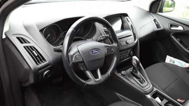 Ford Focus image 9