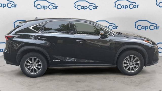 Lexus Nx 300h image 4