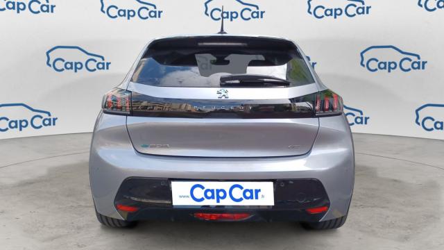 Peugeot 208 image 7