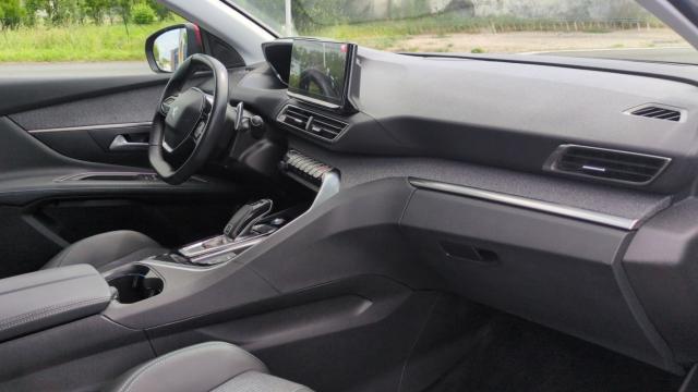 Peugeot 3008 image 9