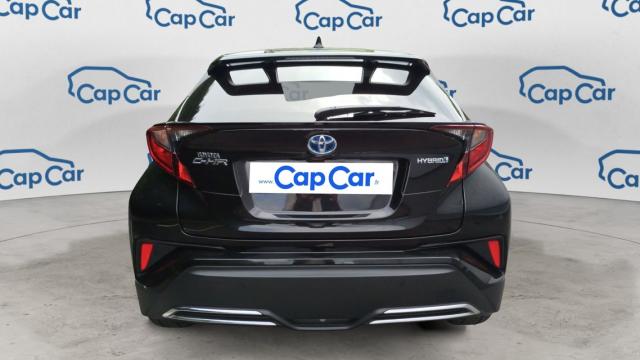 Toyota C-Hr image 9