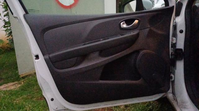 Renault Clio image 9