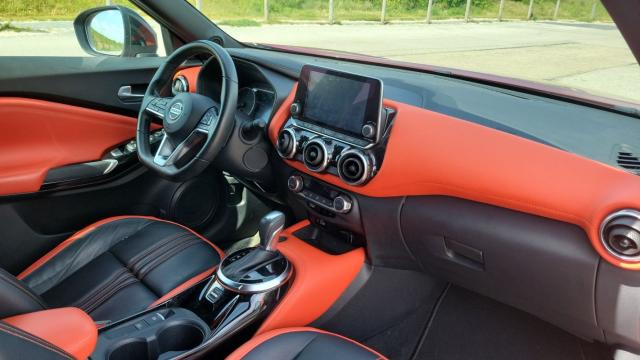Nissan Juke image 8