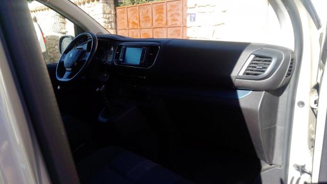 Peugeot Traveller image 8