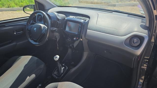 Peugeot 108 image 1