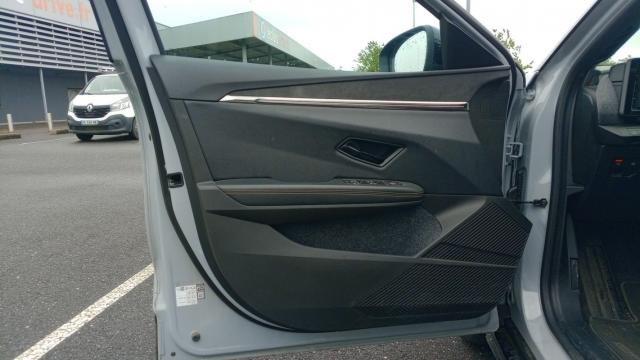 Renault Mégane E-Tech image 6