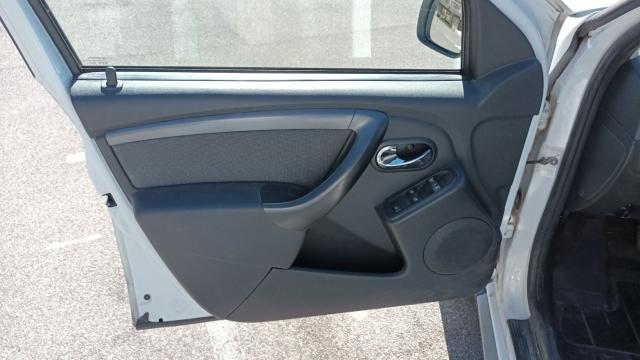 Dacia Duster image 8