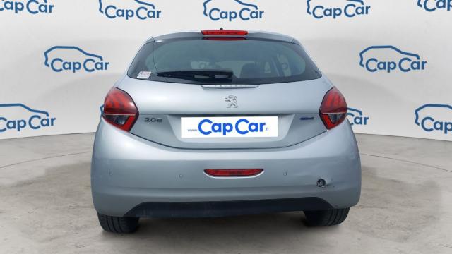Peugeot 208 image 9