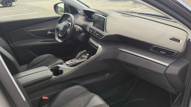 Peugeot 3008 image 1