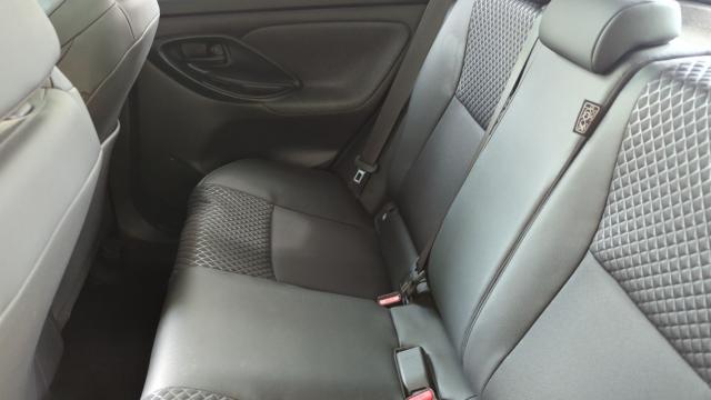 Toyota Yaris image 9