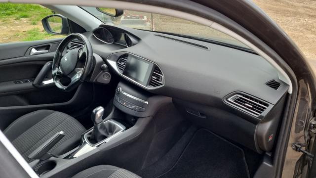 Peugeot 308 image 4