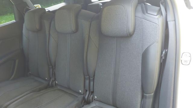 Peugeot 5008 image 2