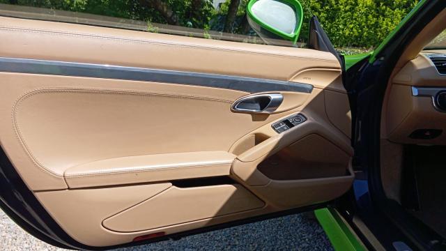 Porsche Cayman image 9
