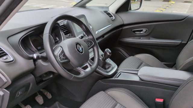 Renault Grand Scénic image 9