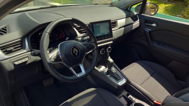 Renault Captur image 8
