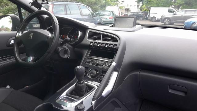 Peugeot 3008 image 6