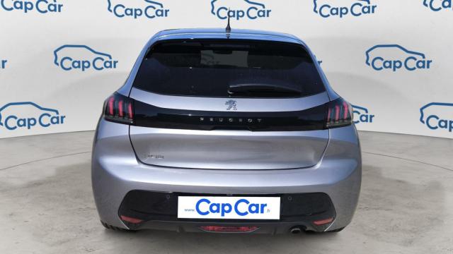 Peugeot 208 image 8