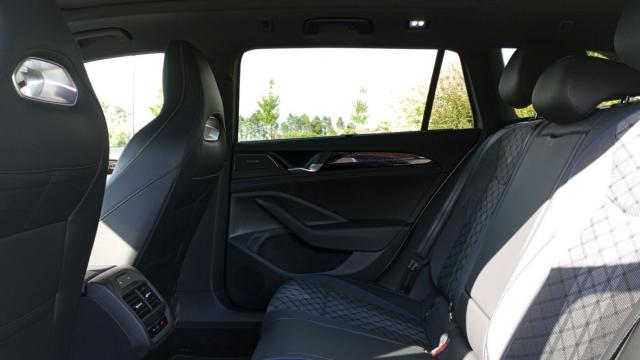 Volkswagen Passat image 3