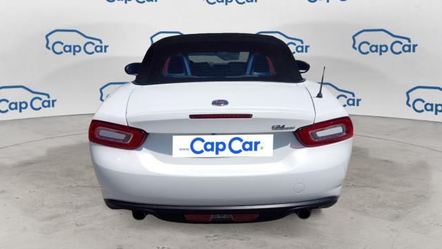 Fiat 124 Spider image 6